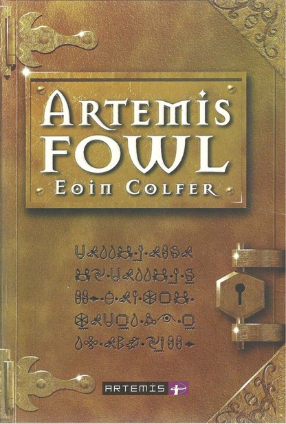 Artemis Fowl Kitap Kapağı